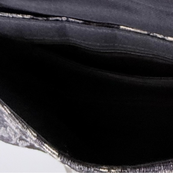 Floral Blue While Lace Rectangular Purse Shoulderbag Fold Over Snap Closure - Picture 12 of 16